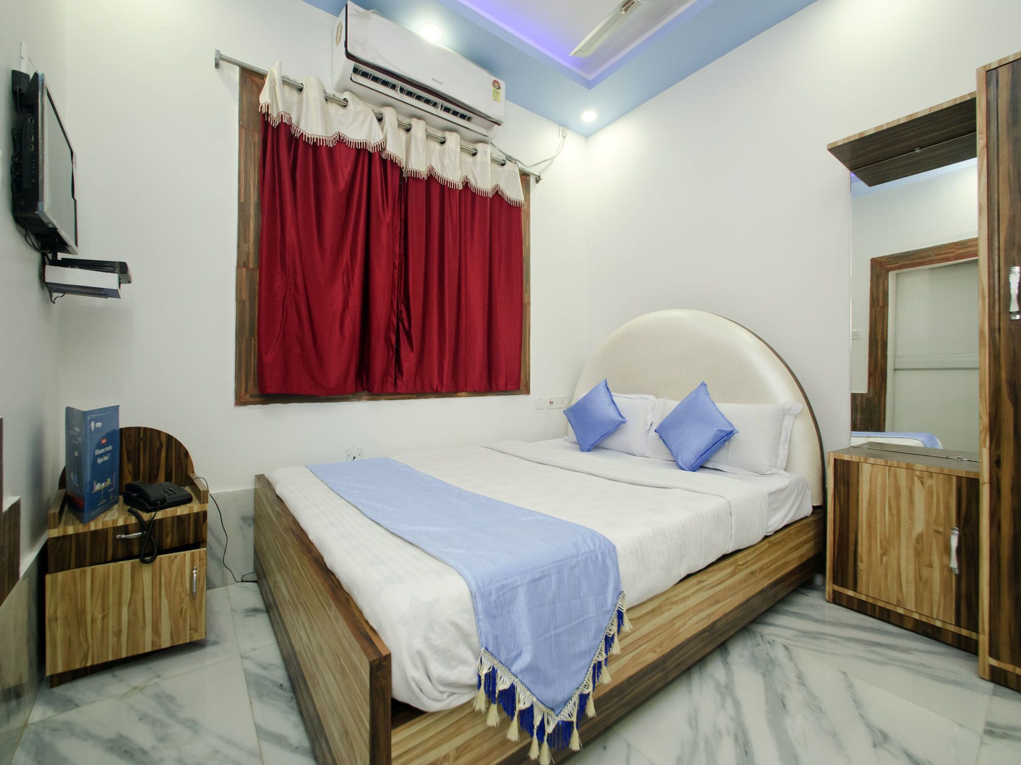 Oyo 8972 Dum Dum Hotel 3*